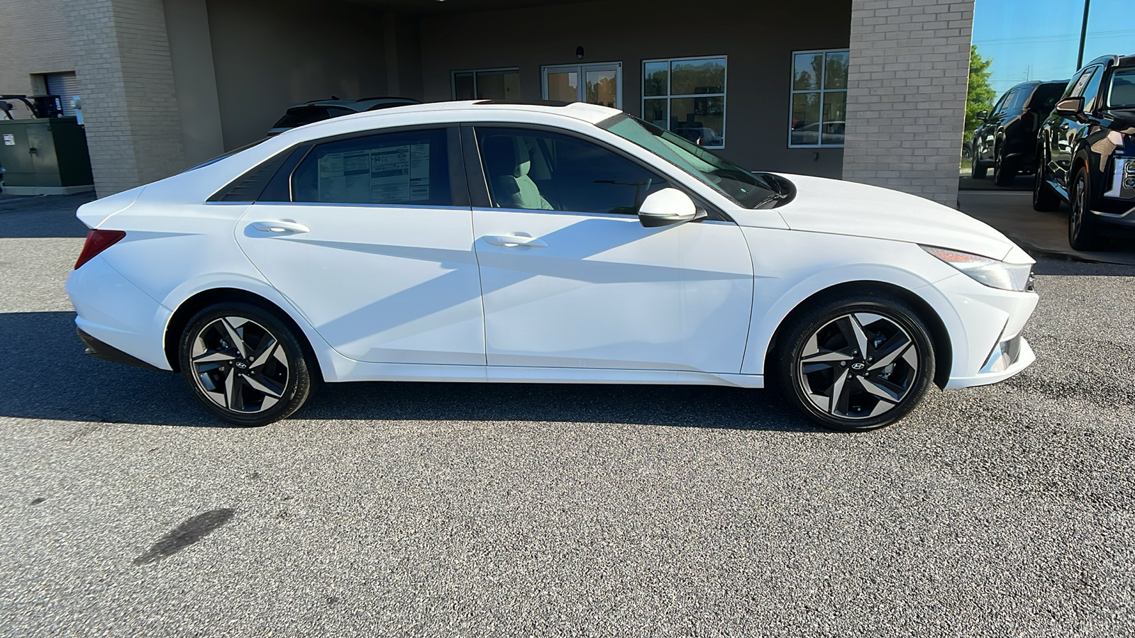 2023 Hyundai Elantra Hybrid Limited 6