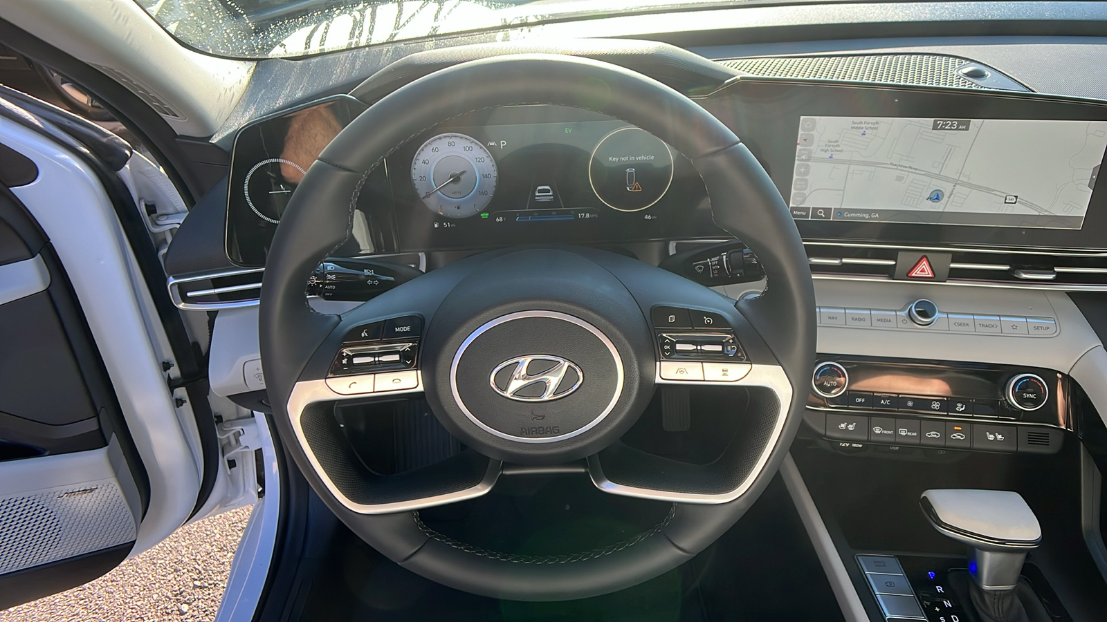 2023 Hyundai Elantra Hybrid Limited 15