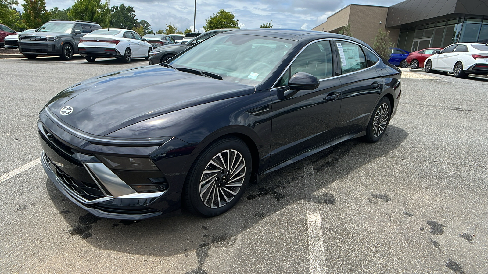 2024 Hyundai Sonata Hybrid Limited 3