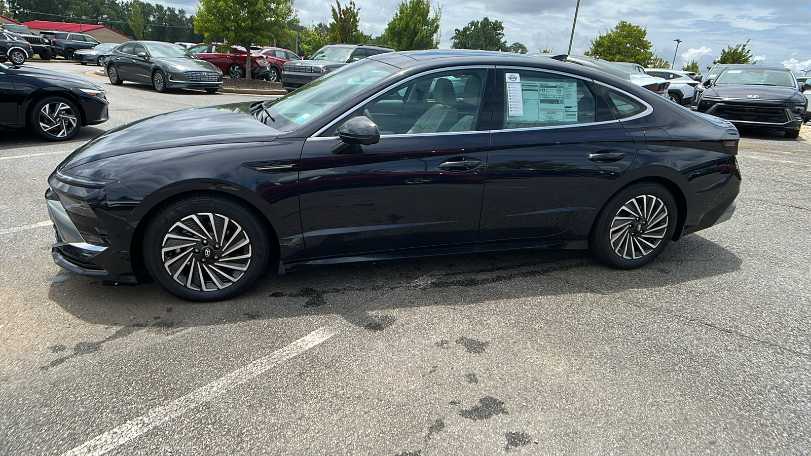 2024 Hyundai Sonata Hybrid Limited 4