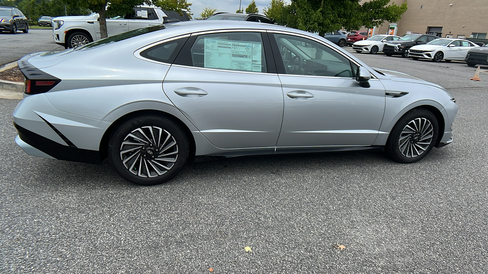 2024 Hyundai Sonata Hybrid SEL 8