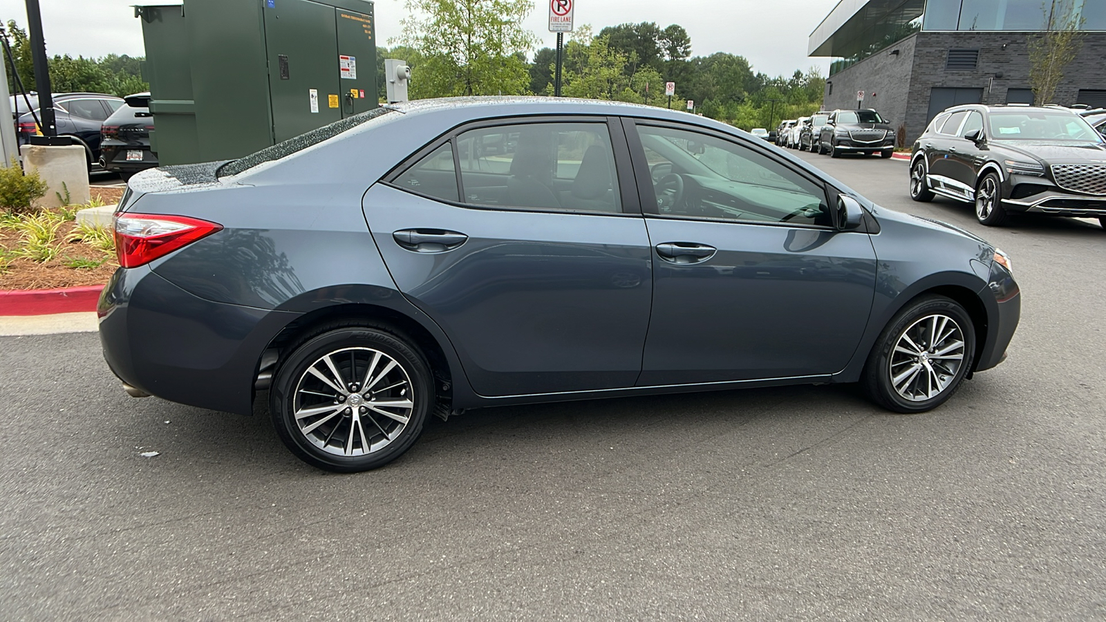 2016 Toyota Corolla L 8