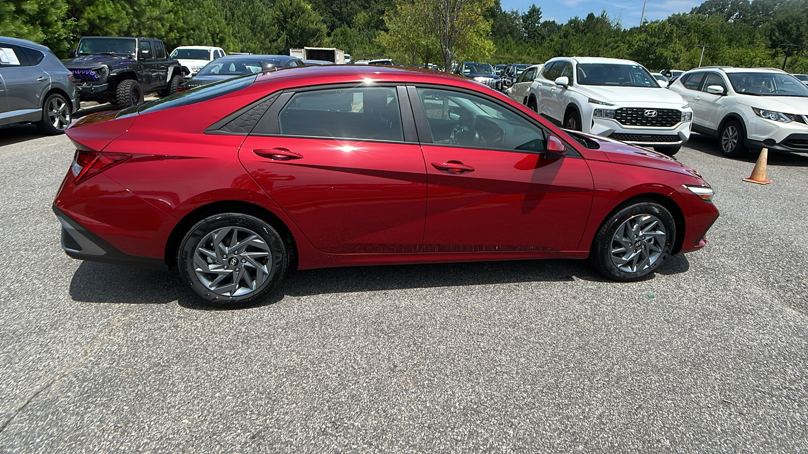 2024 Hyundai Elantra Hybrid Blue 6