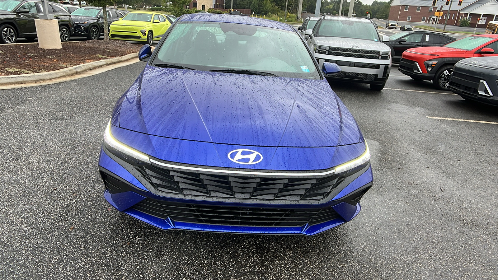 2024 Hyundai Elantra Hybrid Blue 2