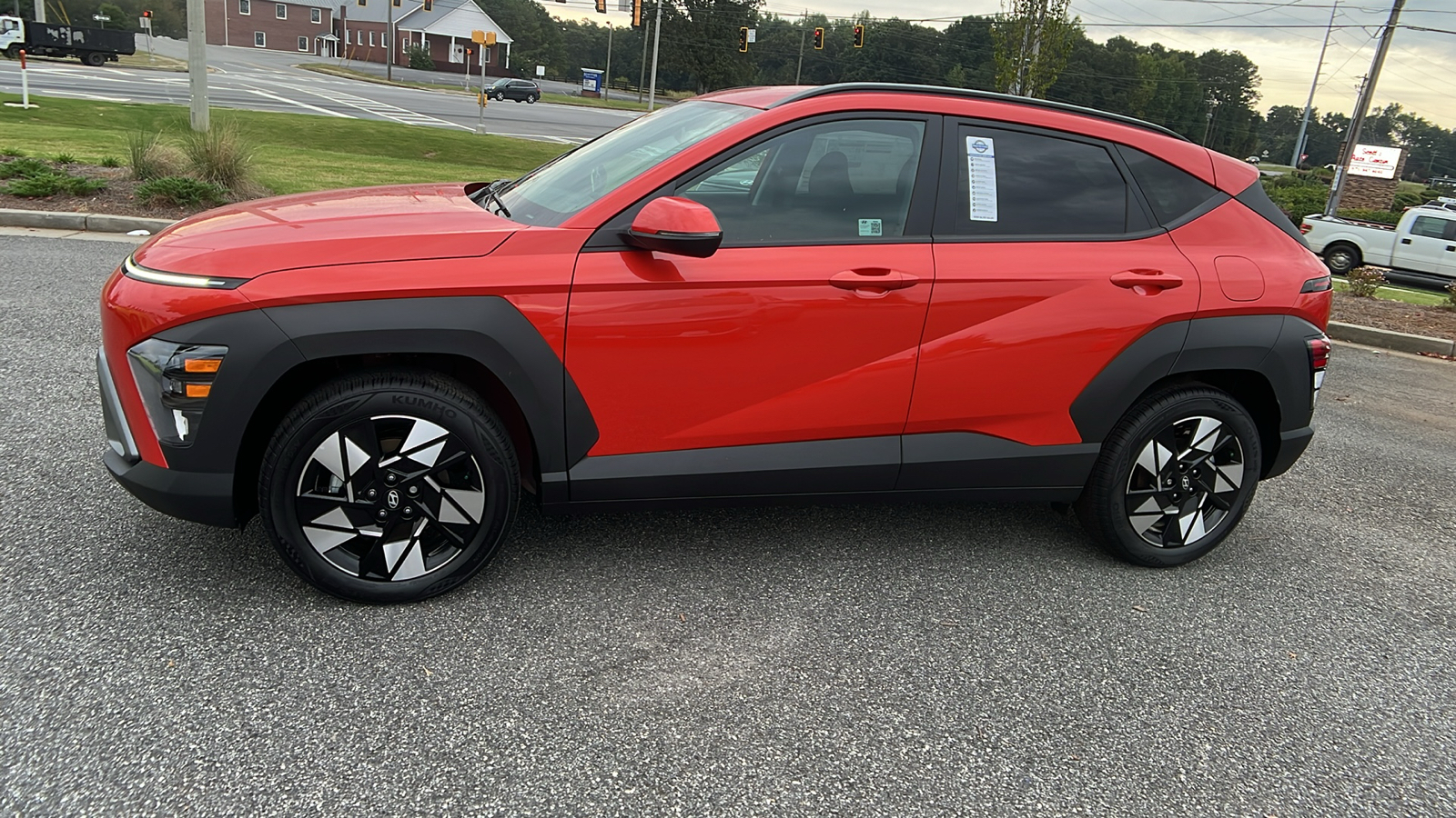 2024 Hyundai Kona SEL 4