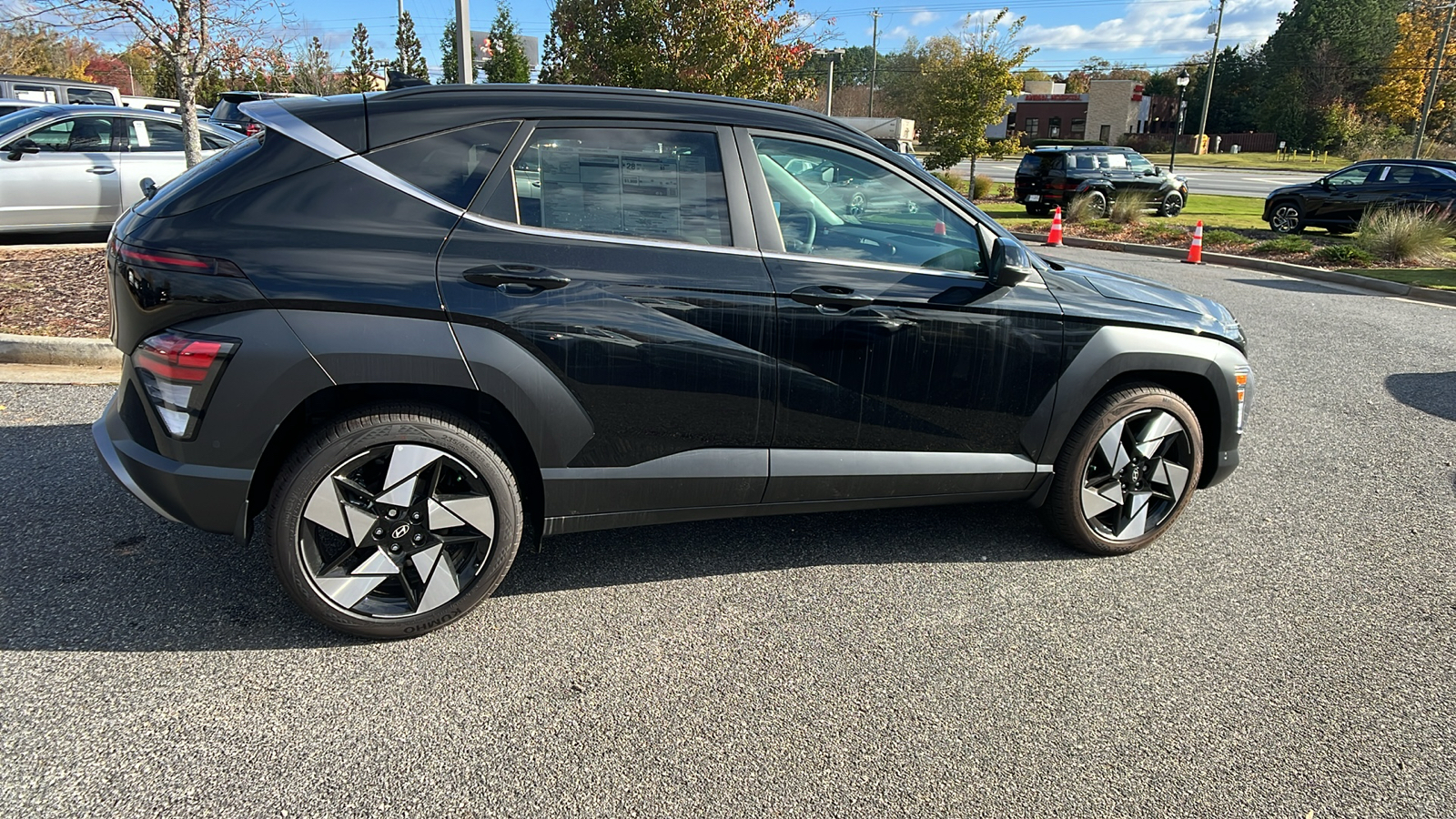 2025 Hyundai Kona Limited 8