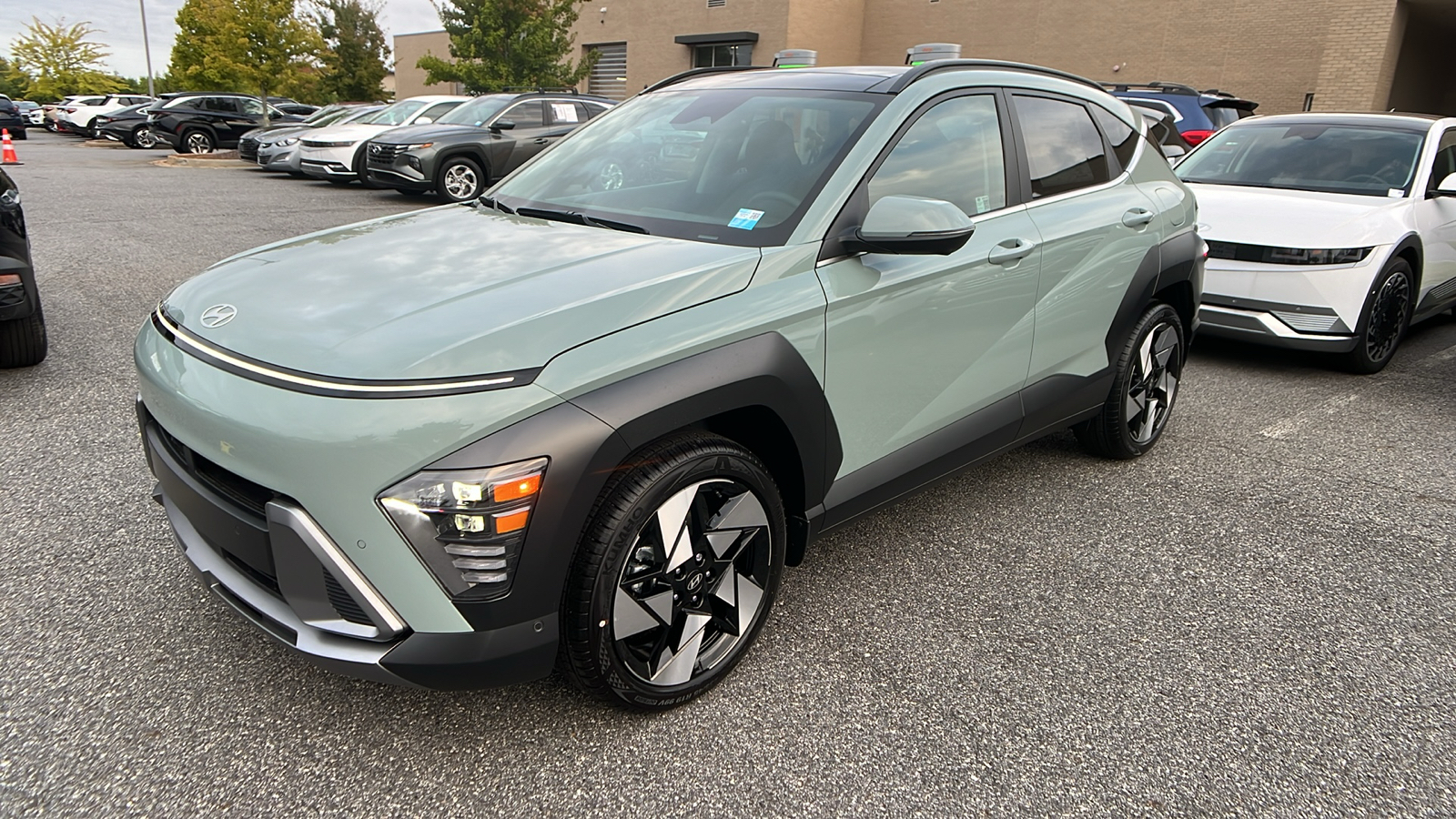 2025 Hyundai Kona Limited 3