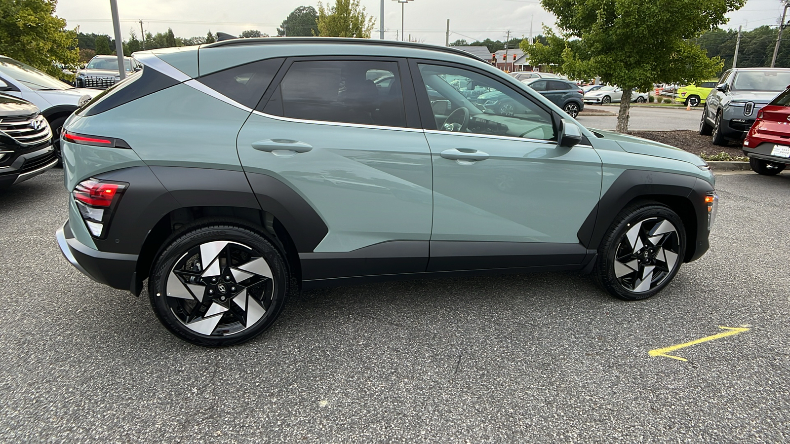 2025 Hyundai Kona Limited 8