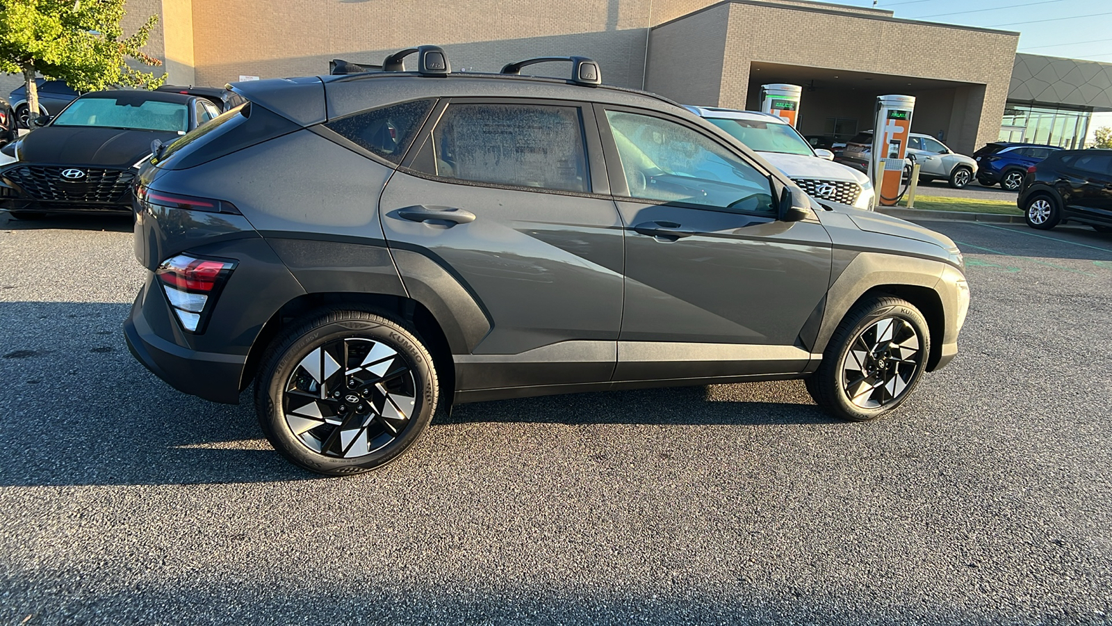 2025 Hyundai Kona SEL 8