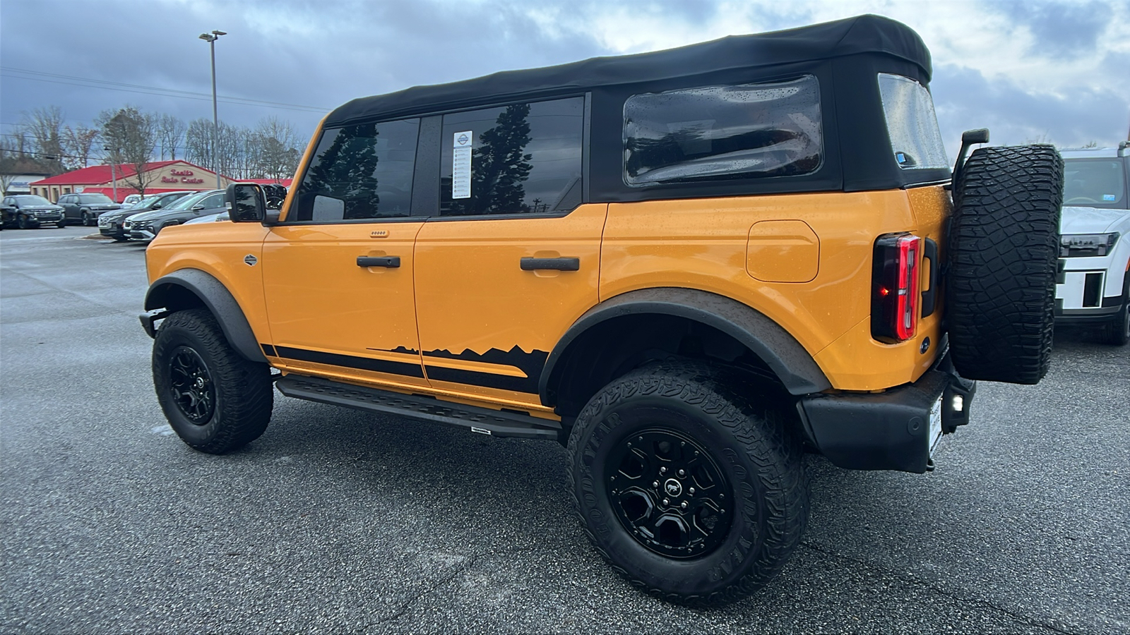 2022 Ford Bronco  5