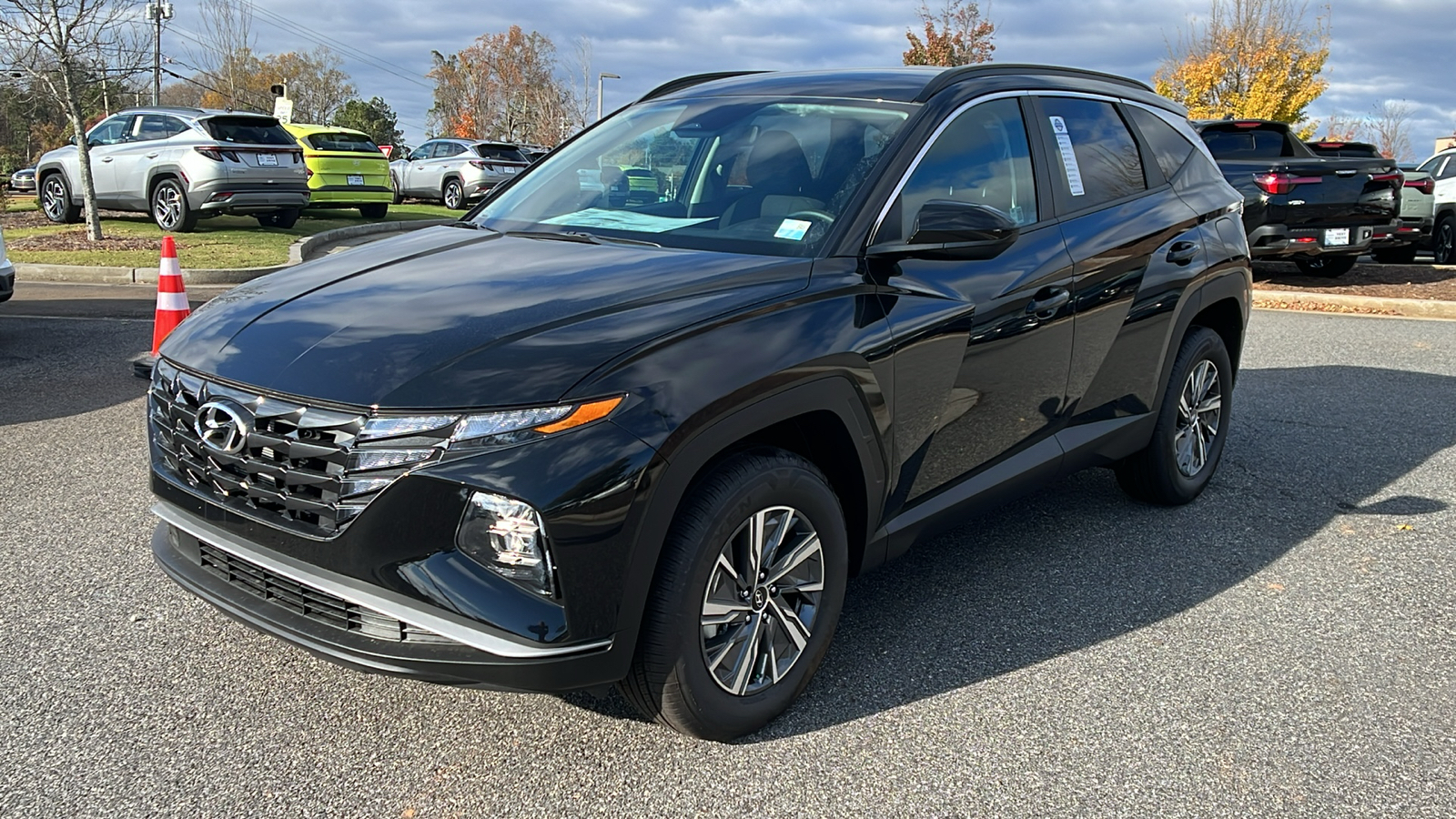 2024 Hyundai Tucson Hybrid Blue 3