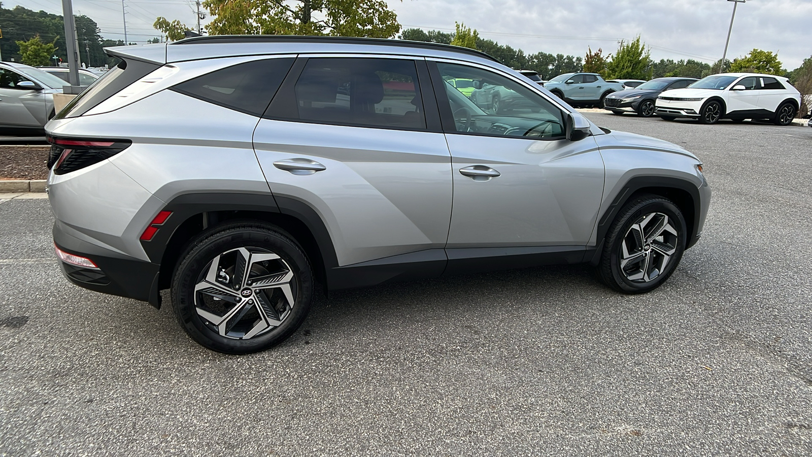 2024 Hyundai Tucson Hybrid SEL Convenience 8