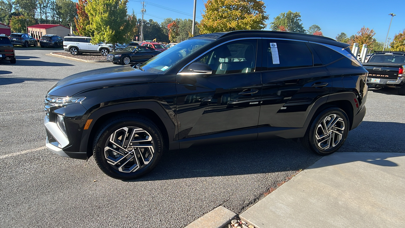 2025 Hyundai Tucson Hybrid Limited 4