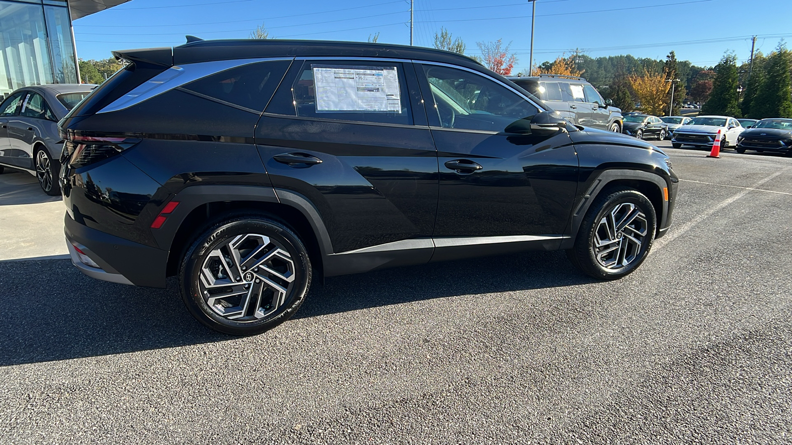 2025 Hyundai Tucson Hybrid Limited 8