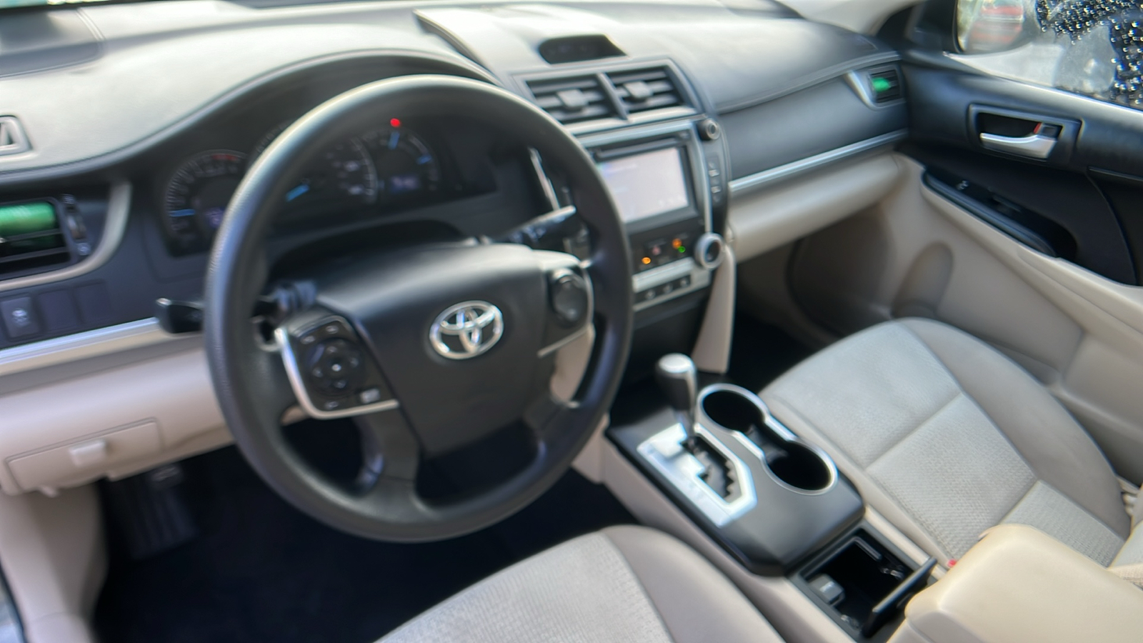 2014 Toyota Camry L 19