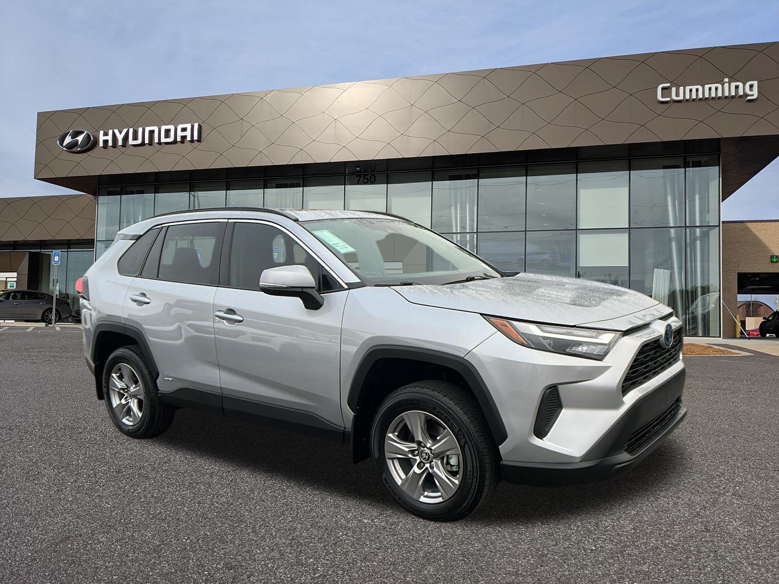 2024 Toyota RAV4 Hybrid XLE 1