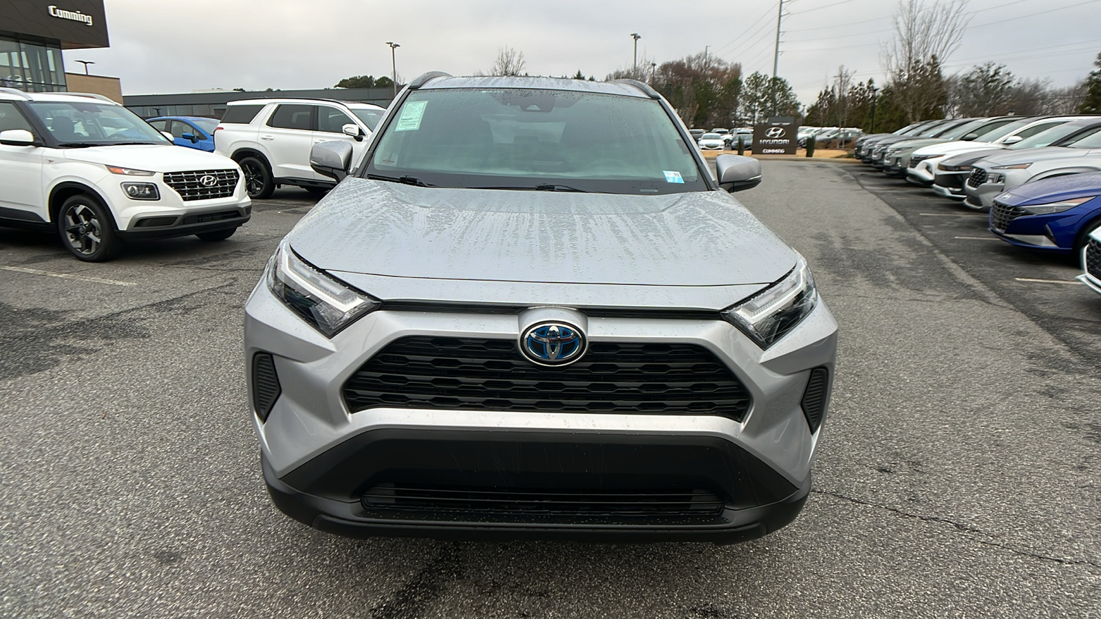 2024 Toyota RAV4 Hybrid XLE 2