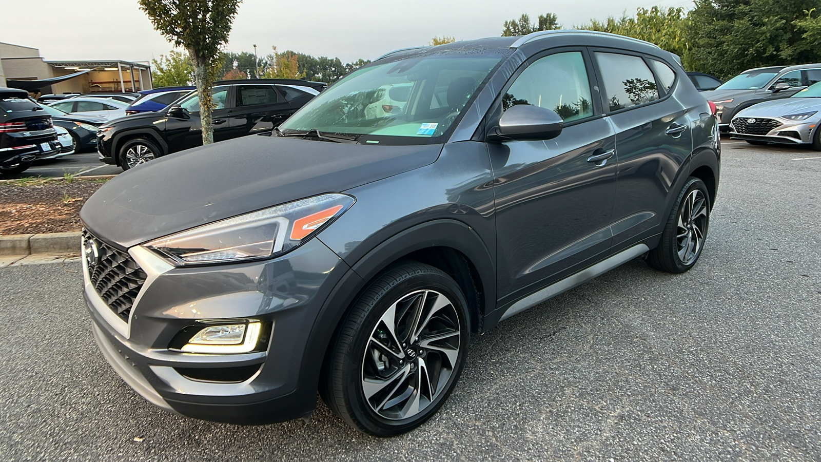 2019 Hyundai Tucson Sport 3