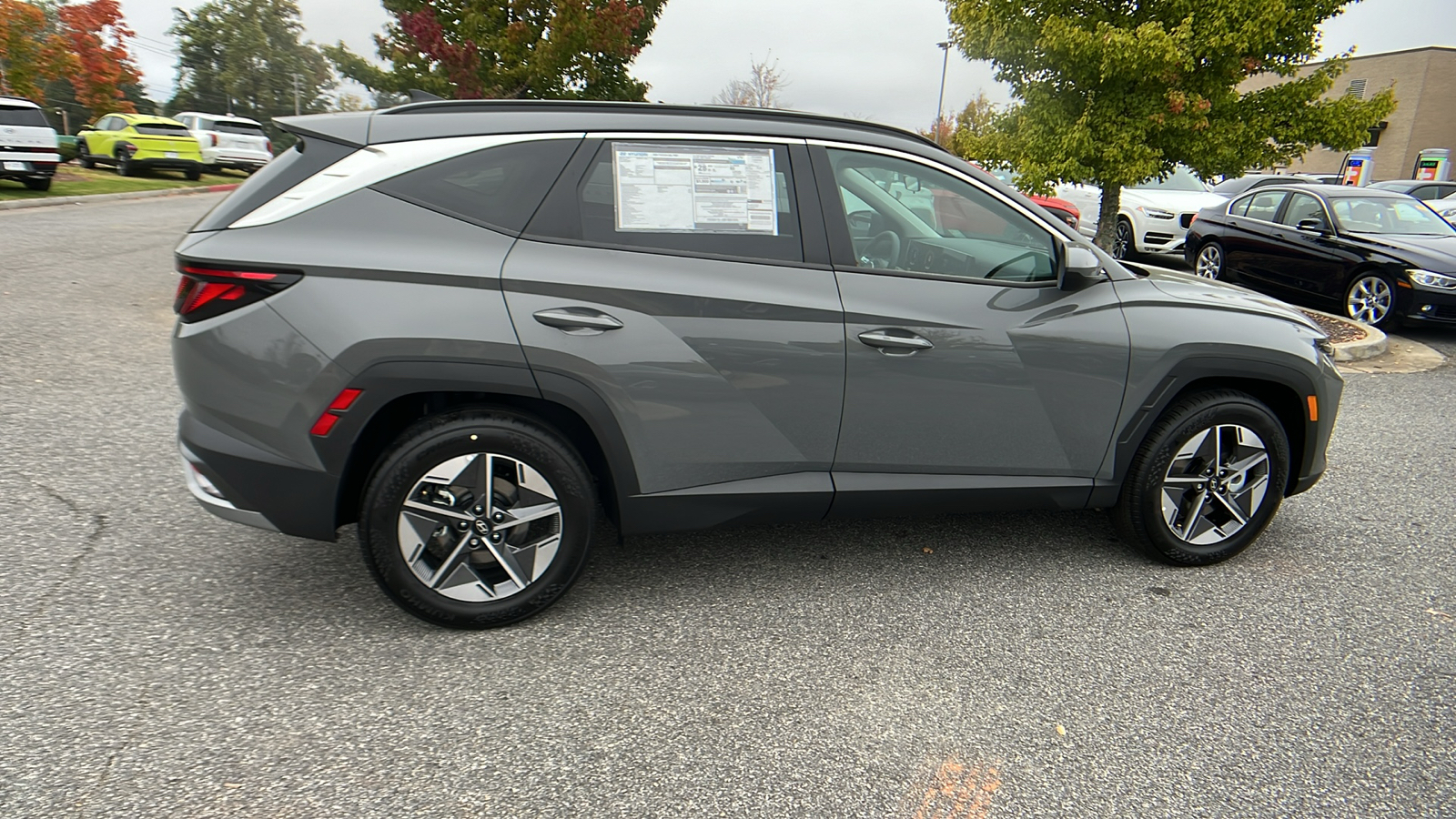 2025 Hyundai Tucson SEL 8