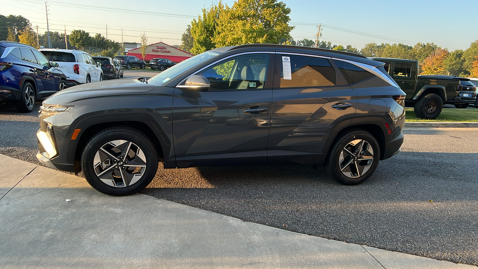 2025 Hyundai Tucson SEL 4