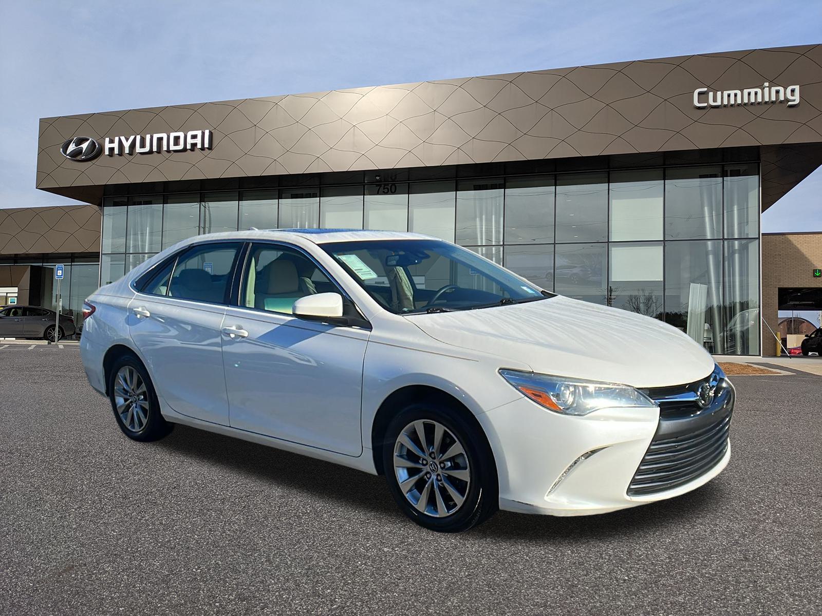 2015 Toyota Camry LE 1