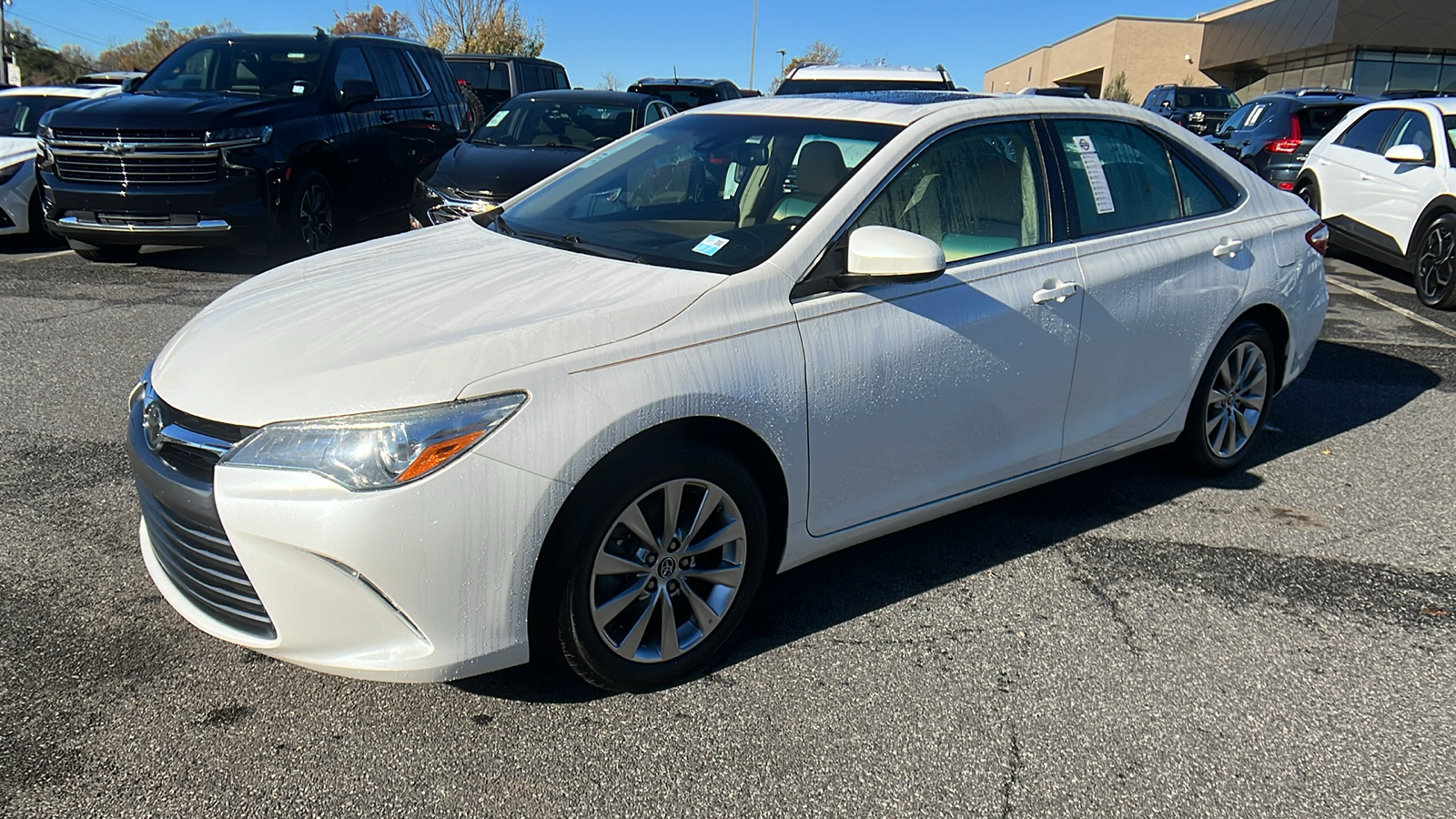 2015 Toyota Camry LE 3