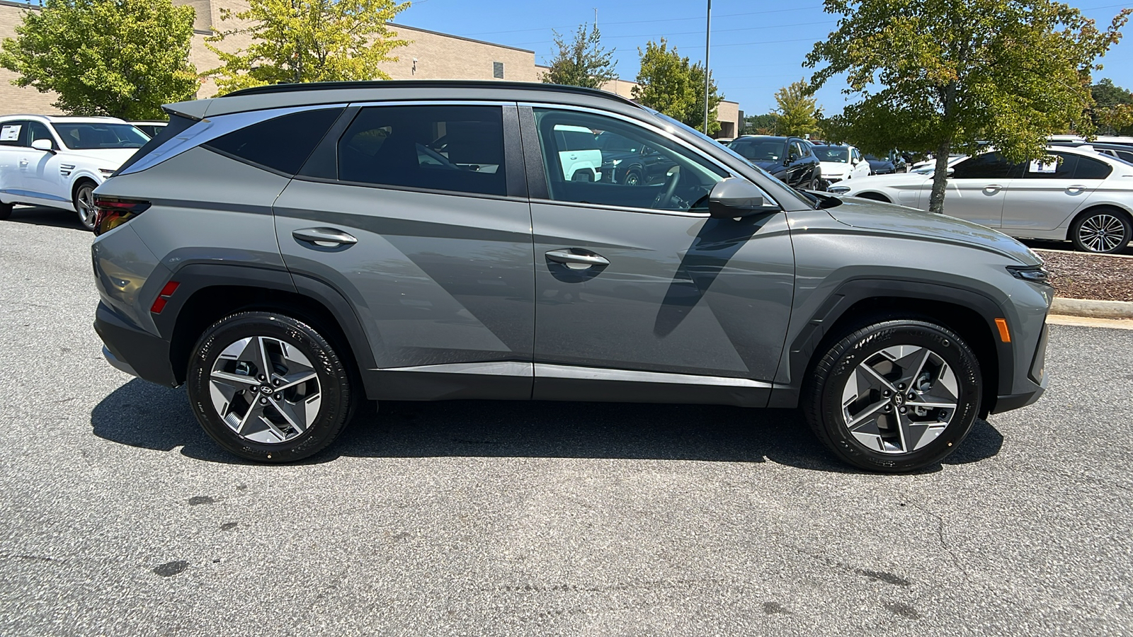 2025 Hyundai Tucson SEL 8