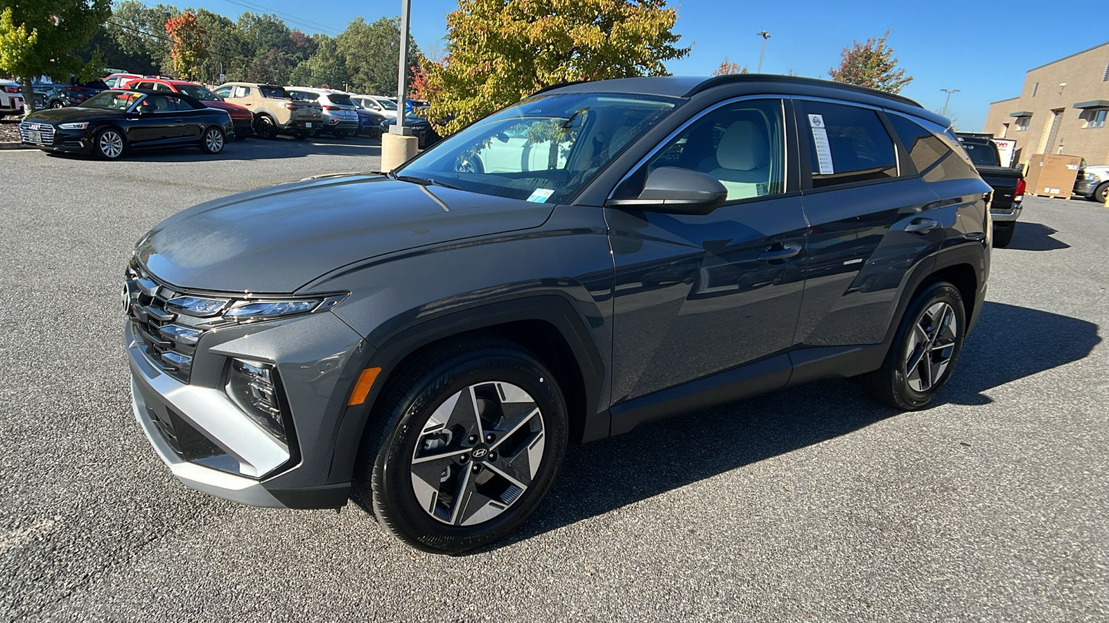 2025 Hyundai Tucson SEL 3