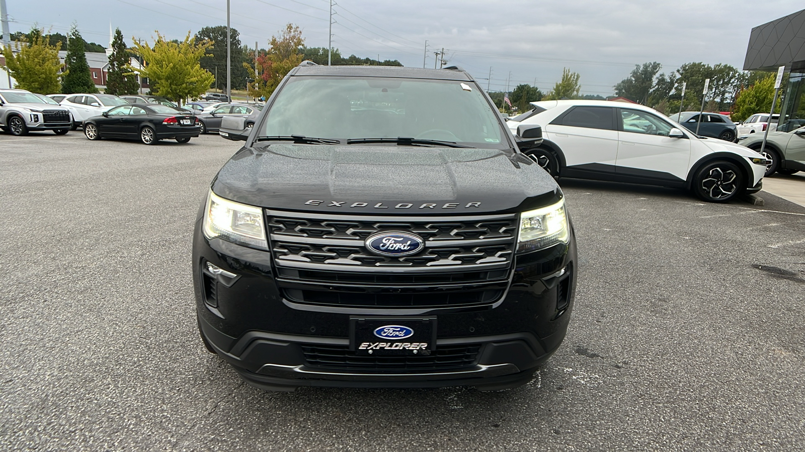 2018 Ford Explorer XLT 2