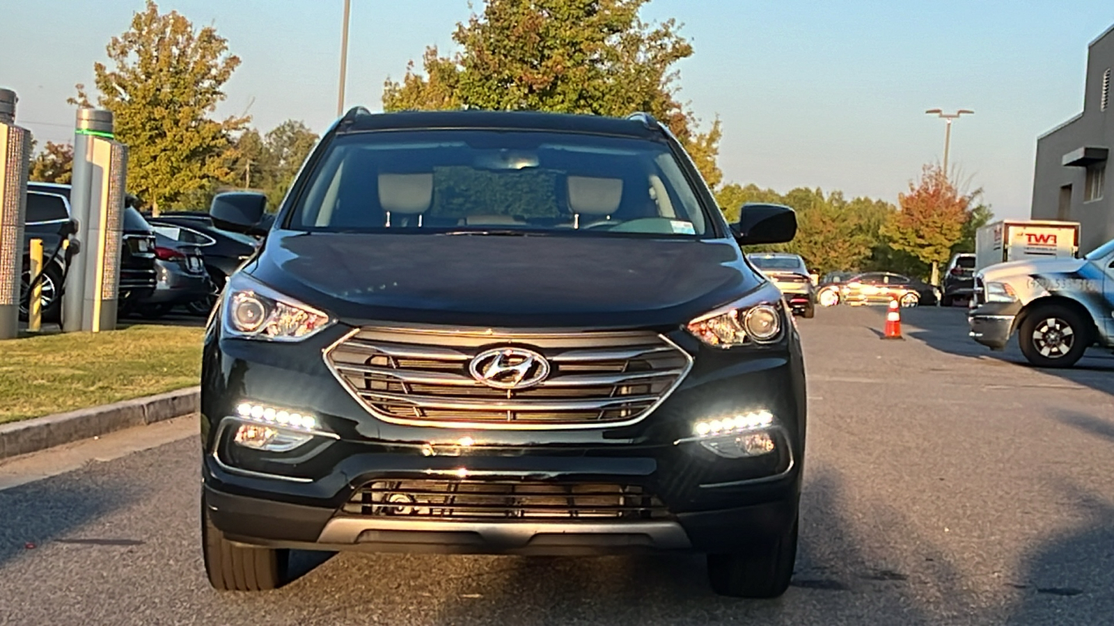 2017 Hyundai Santa Fe Sport 2.4 Base 2