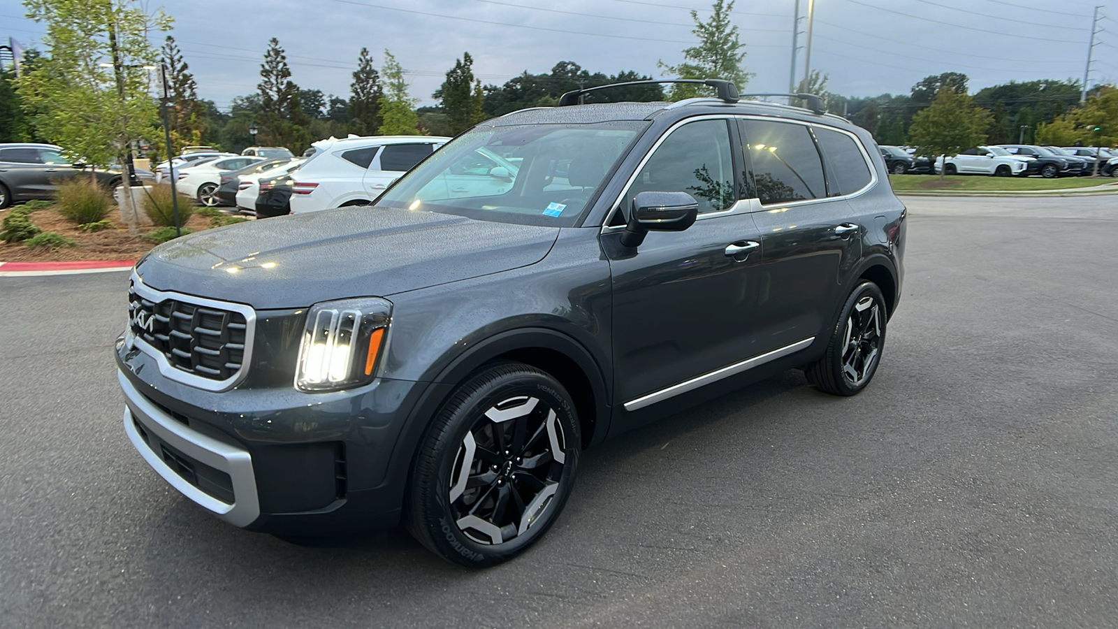 2023 Kia Telluride S 3