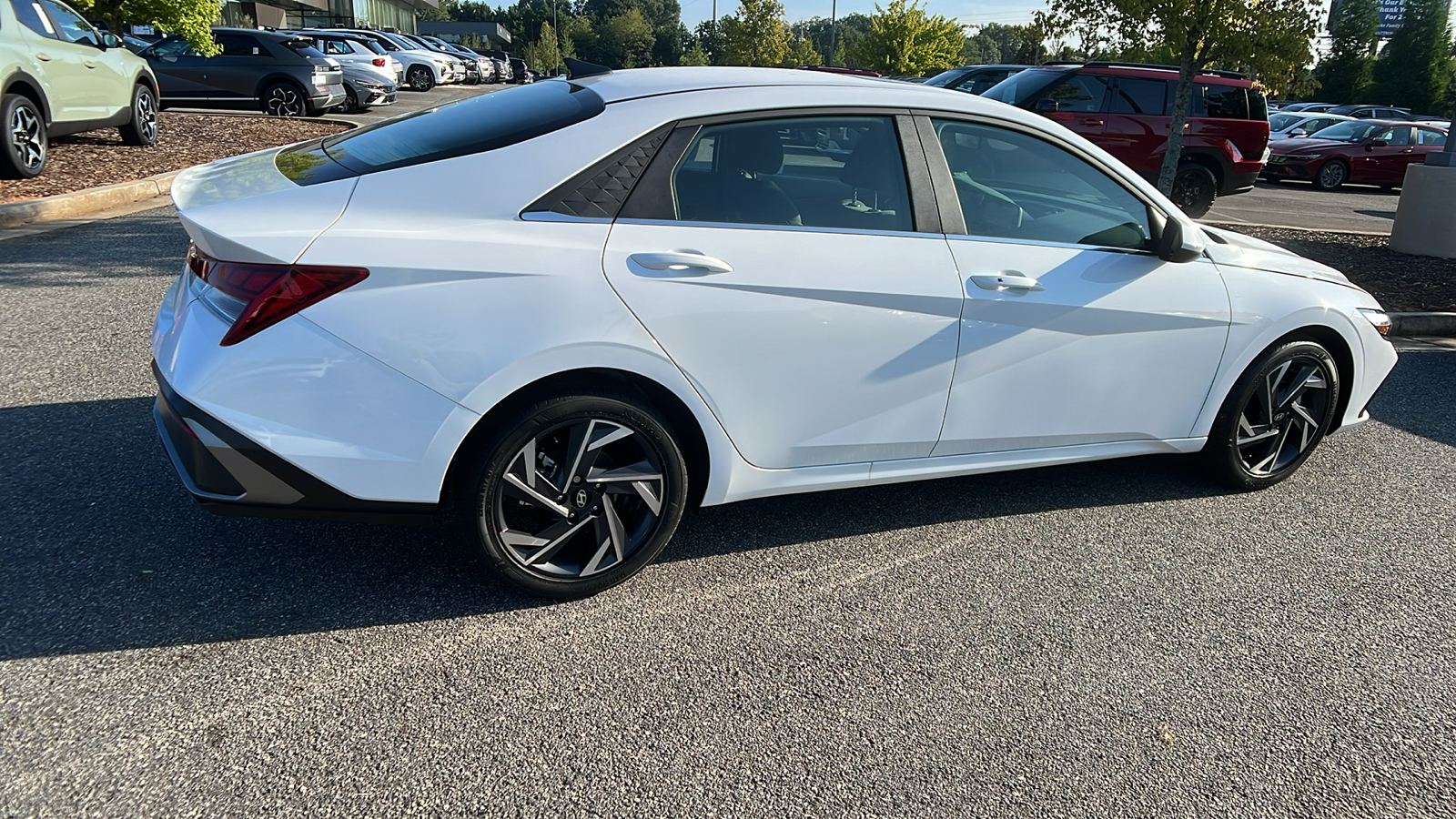 2024 Hyundai Elantra SEL 8