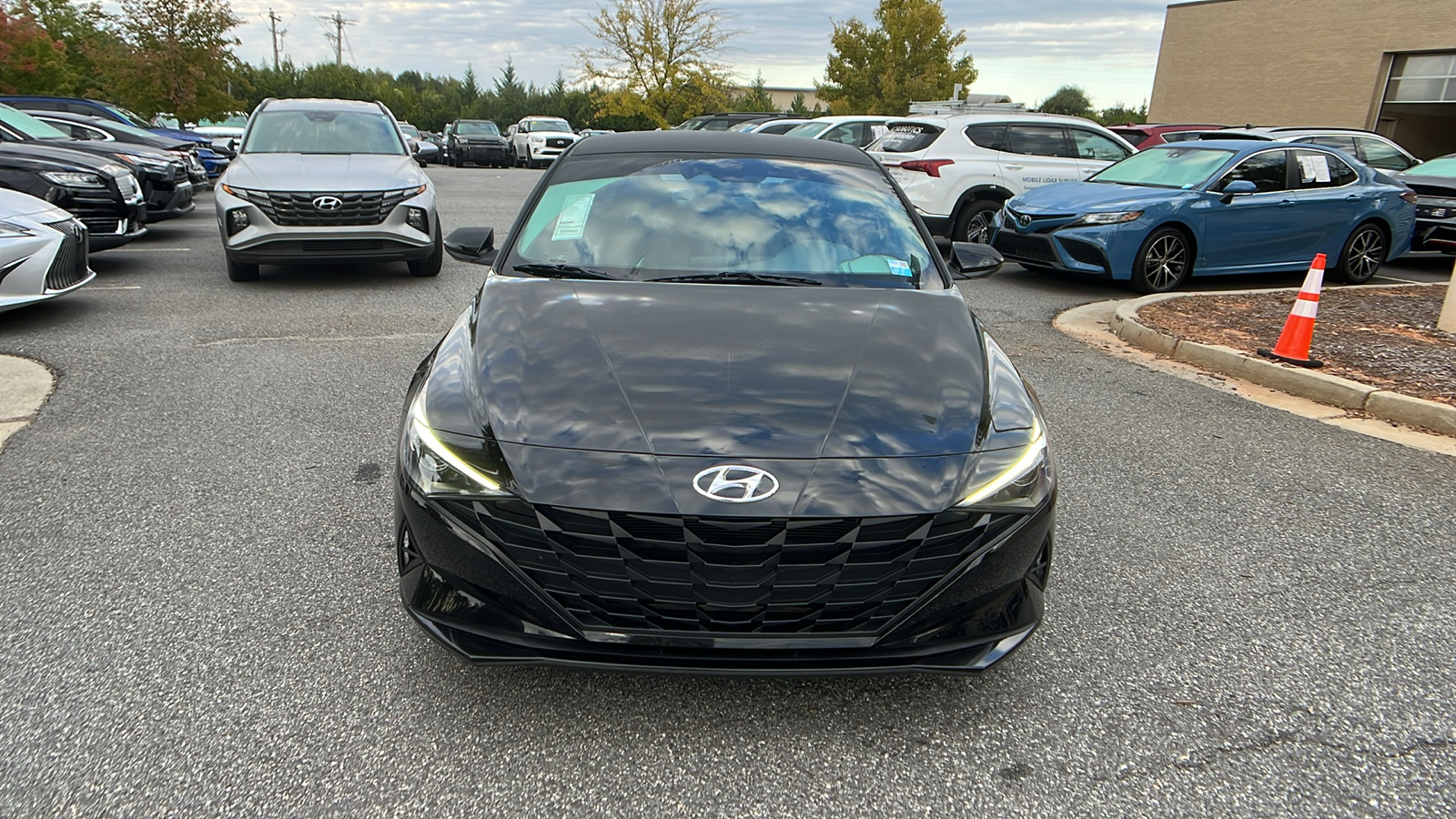 2021 Hyundai Elantra SEL 2