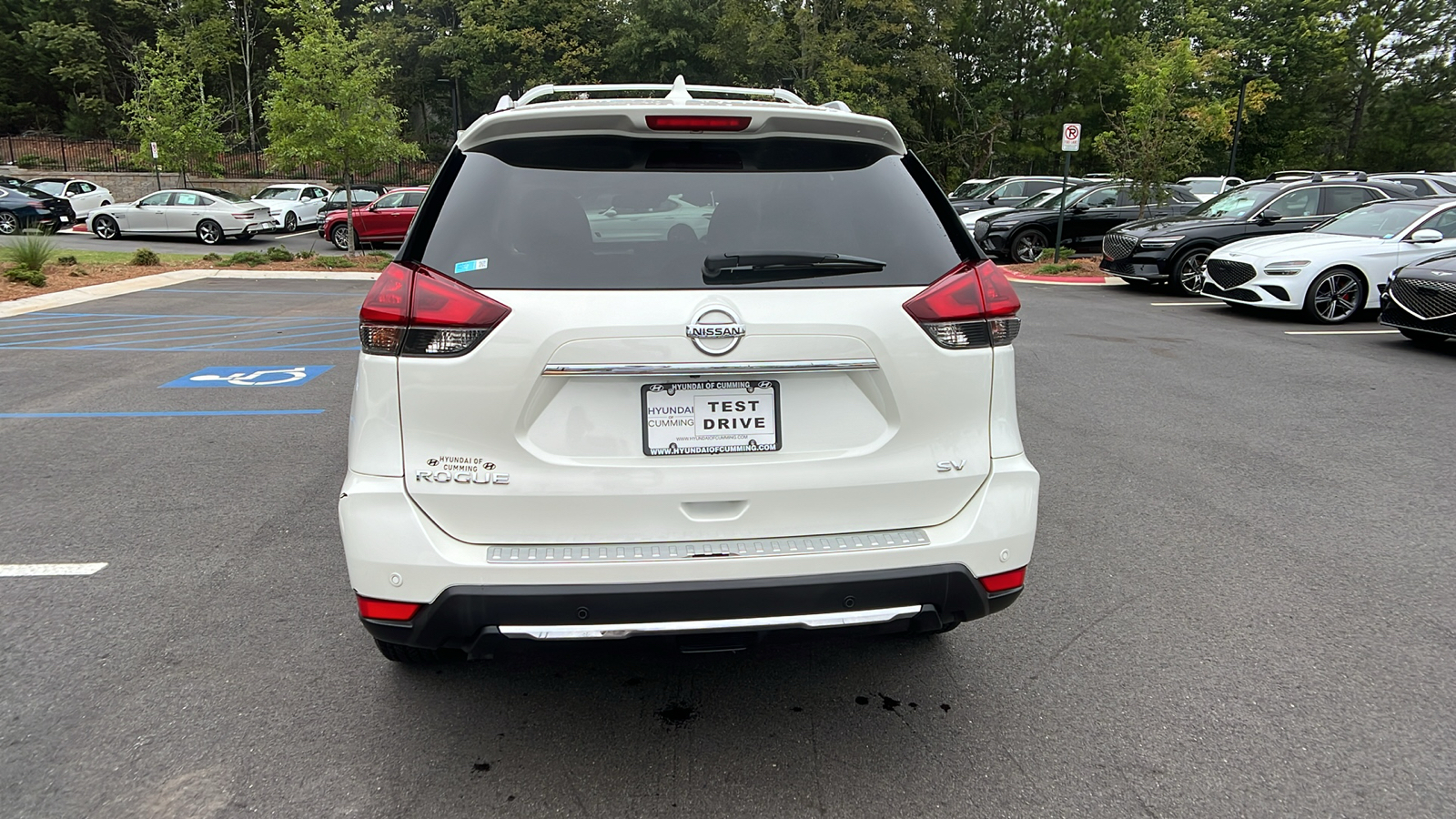 2019 Nissan Rogue SV 6