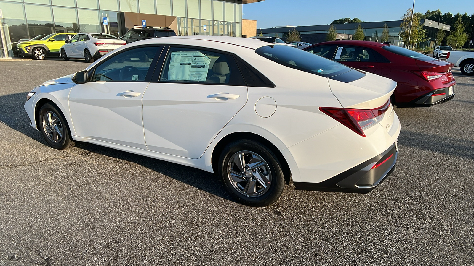 2024 Hyundai Elantra SE 5