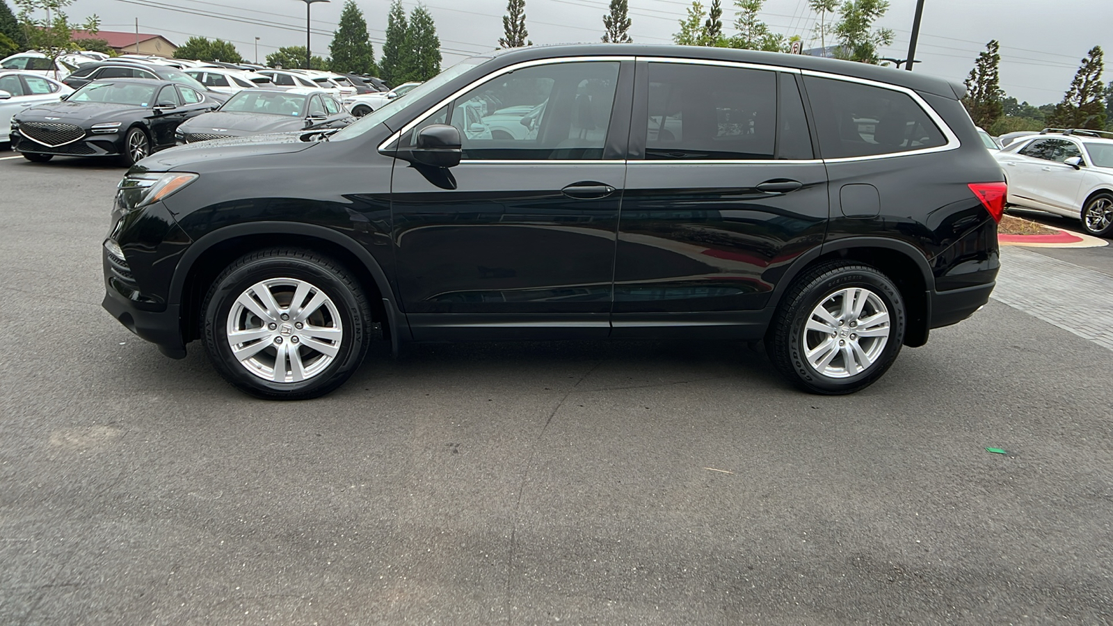 2017 Honda Pilot LX 4