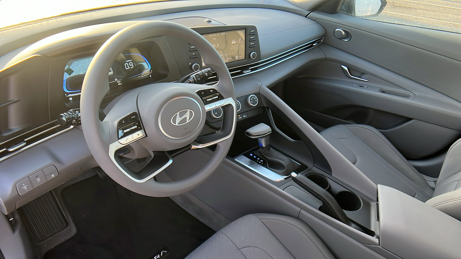 2025 Hyundai Elantra SE 15