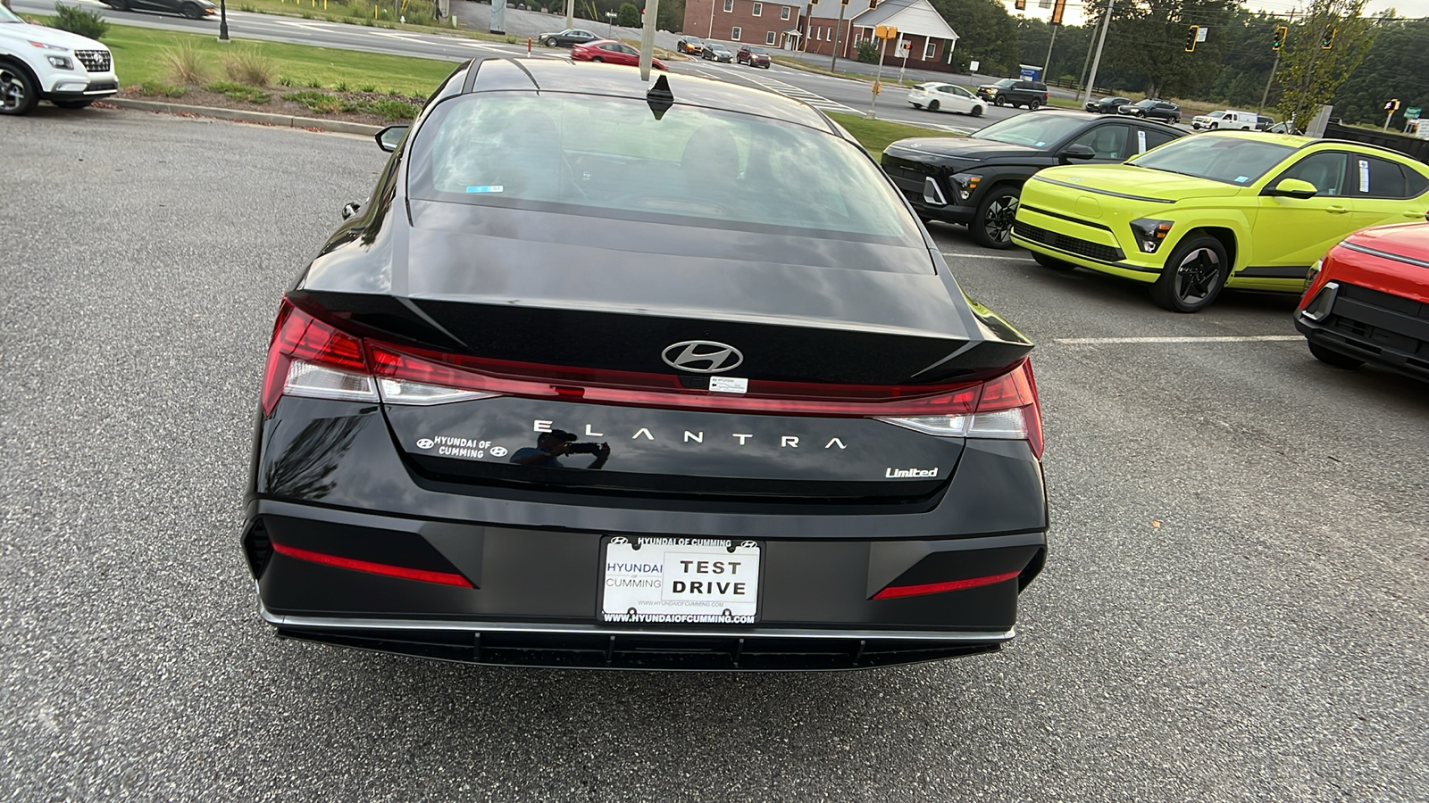 2025 Hyundai Elantra Limited 6