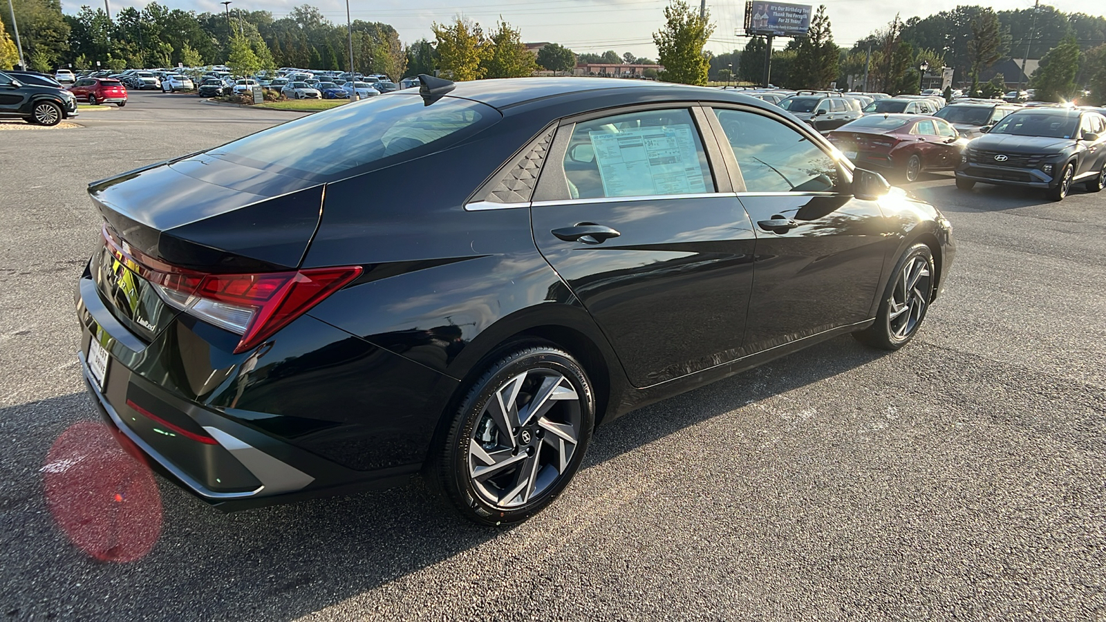 2025 Hyundai Elantra Limited 7