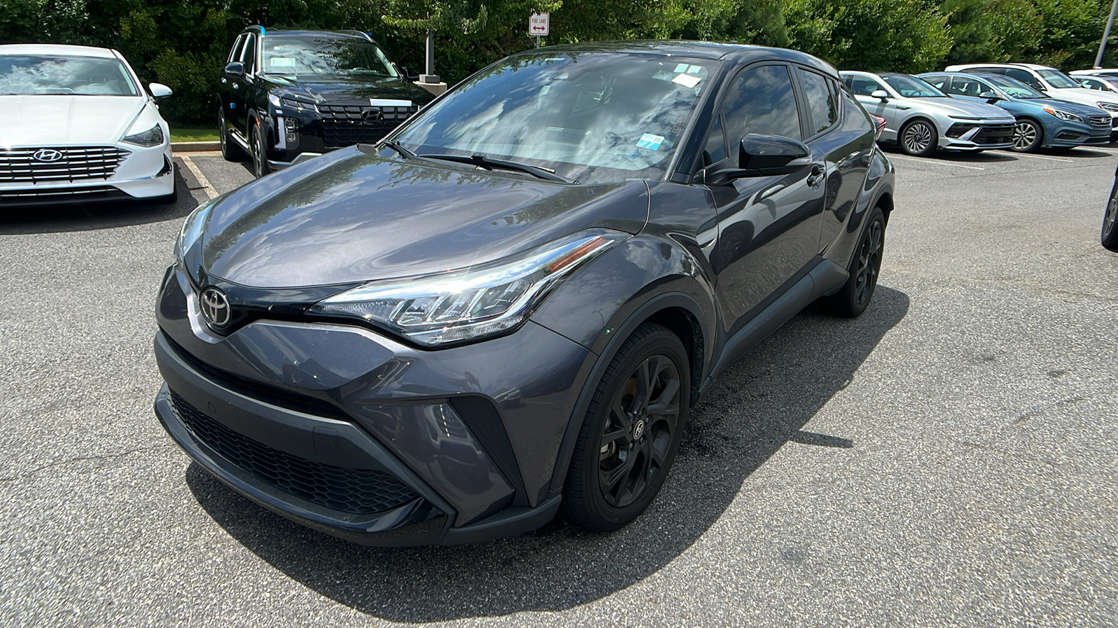 2022 Toyota C-HR Nightshade 3