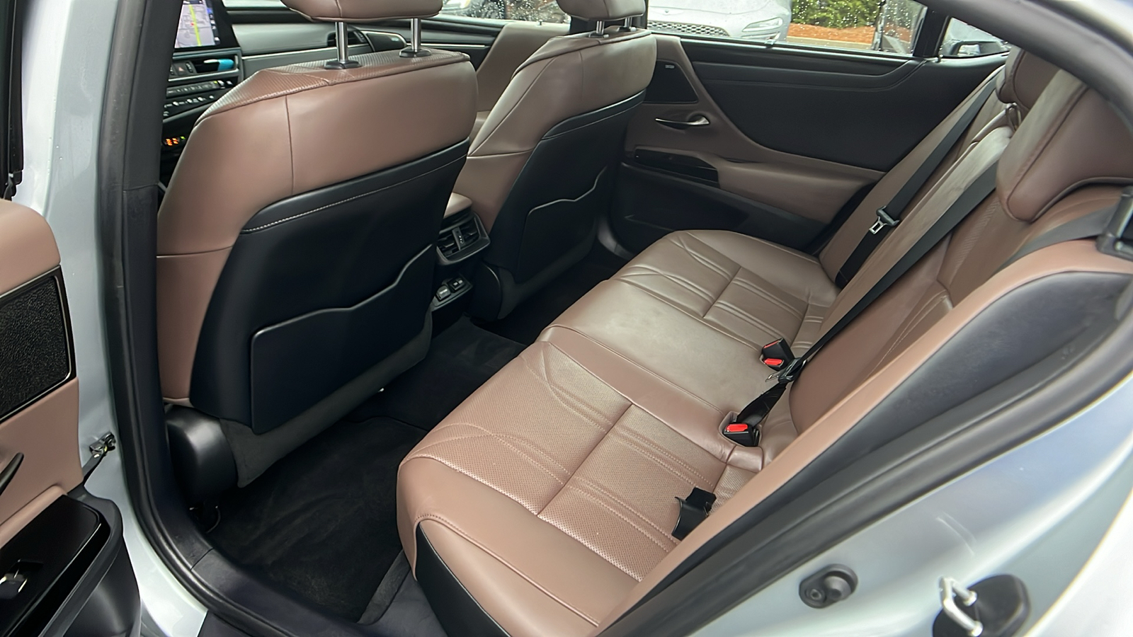 2022 Lexus ES 350 Ultra Luxury 18