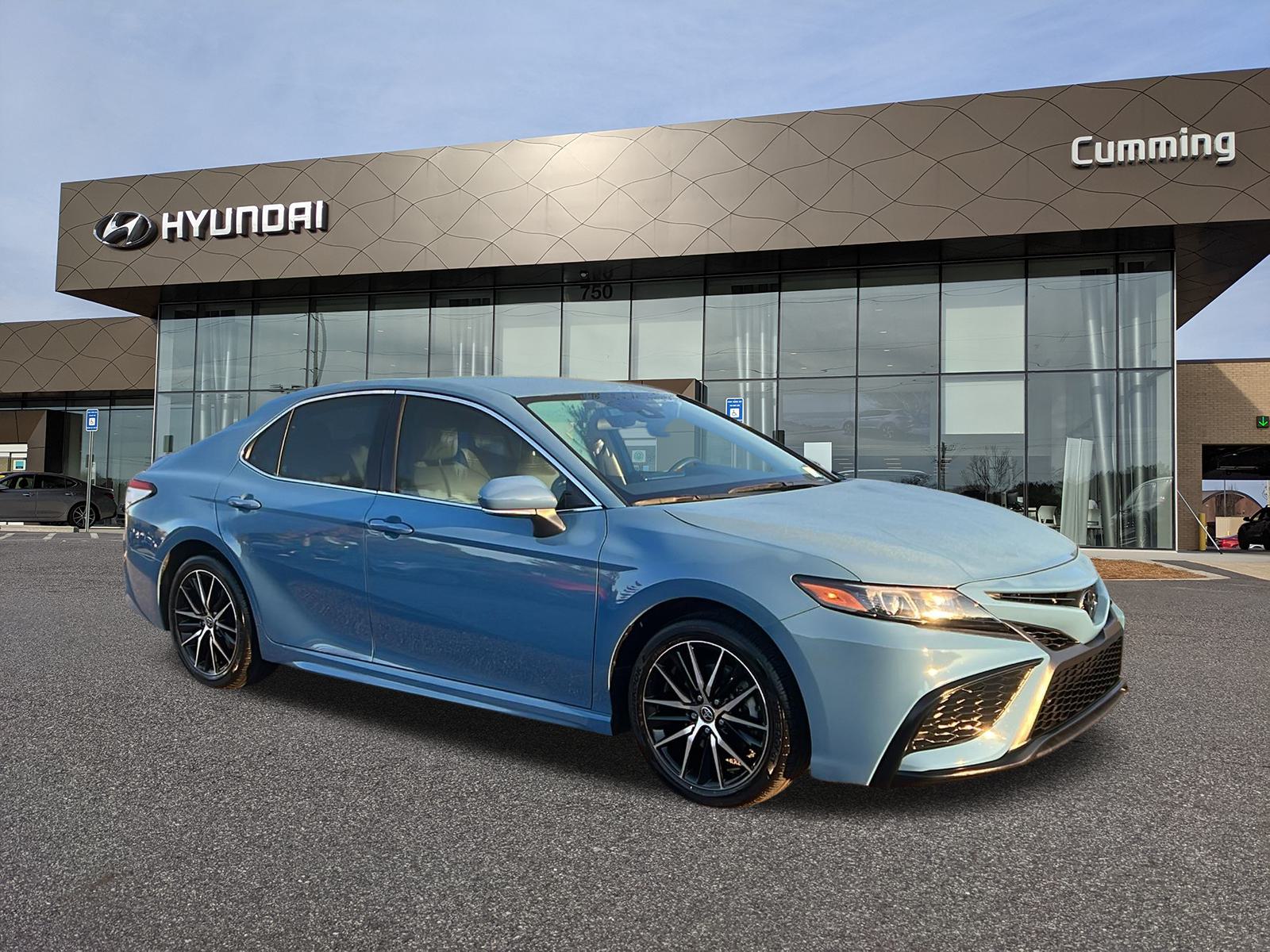 2023 Toyota Camry SE 1