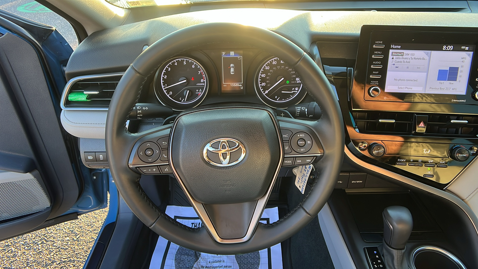 2023 Toyota Camry SE 19