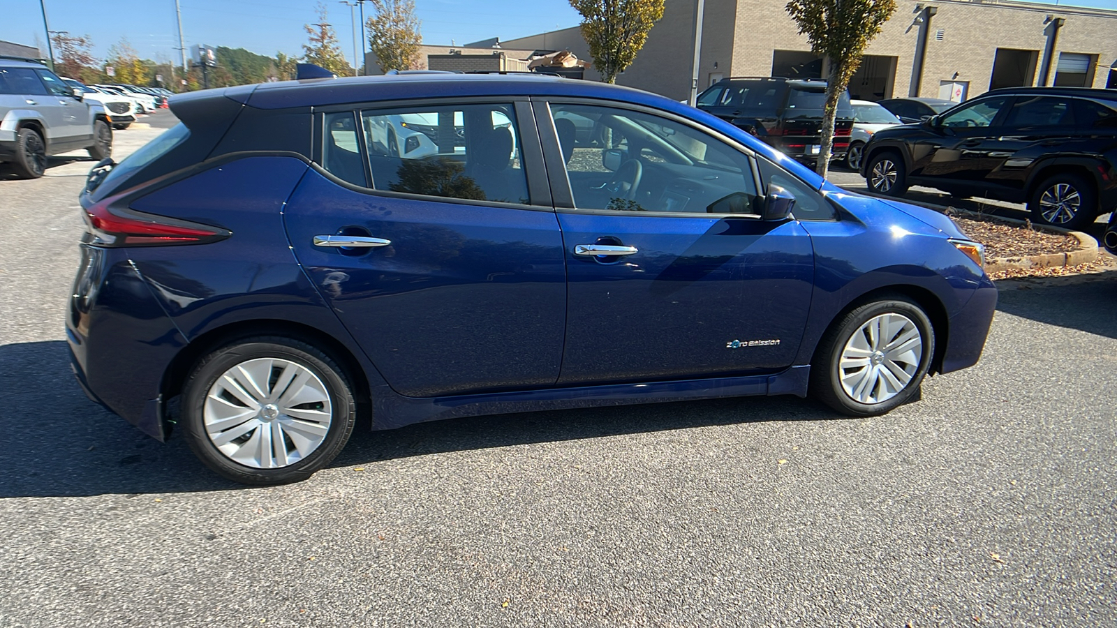 2018 Nissan Leaf S 8