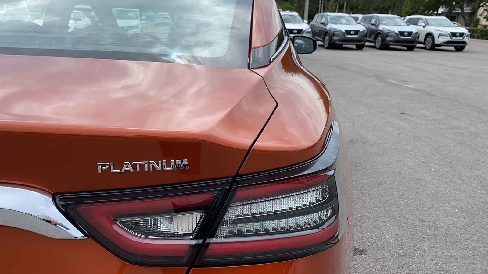 2021 Nissan Maxima Platinum 10