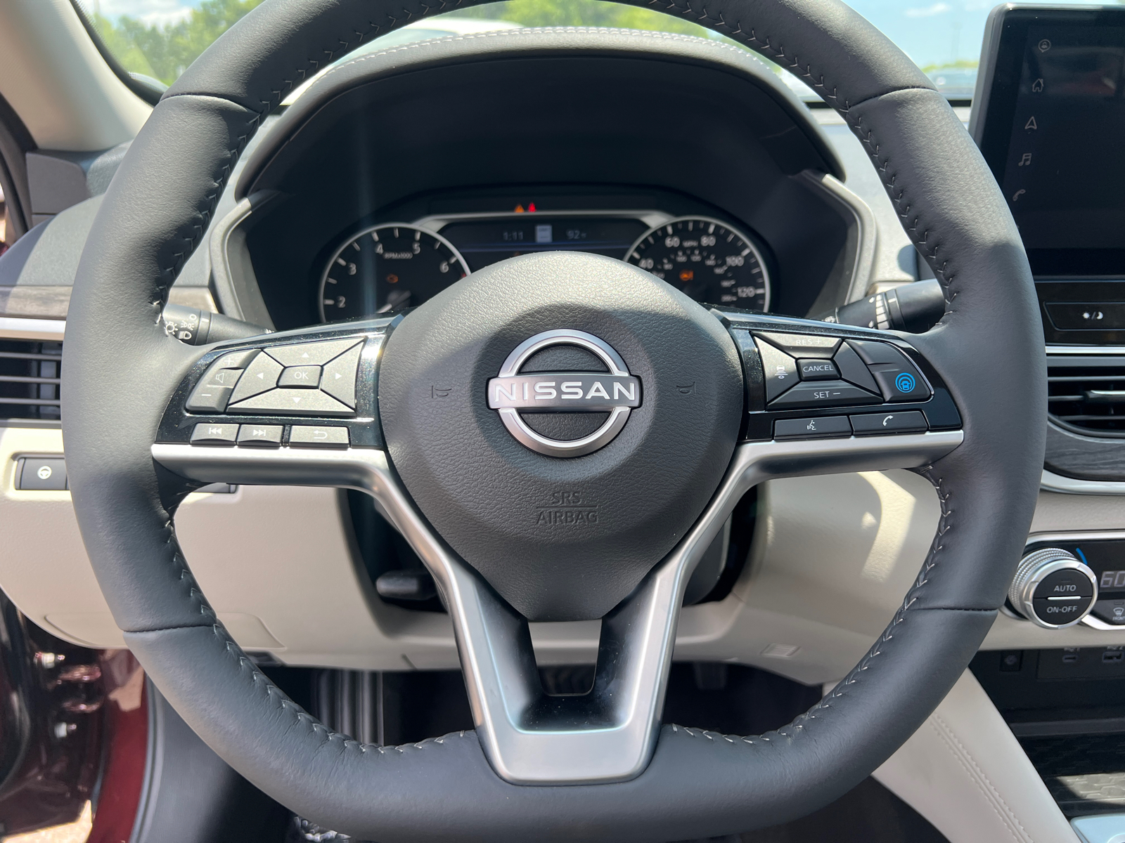 2024 Nissan Altima 2.5 SL 14