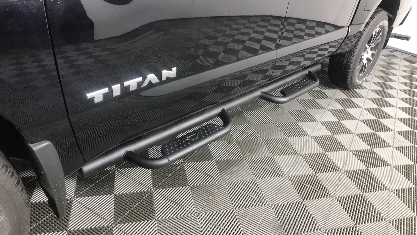 2021 Nissan Titan SV 11