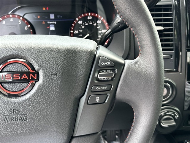 2024 Nissan Titan PRO-4X 14