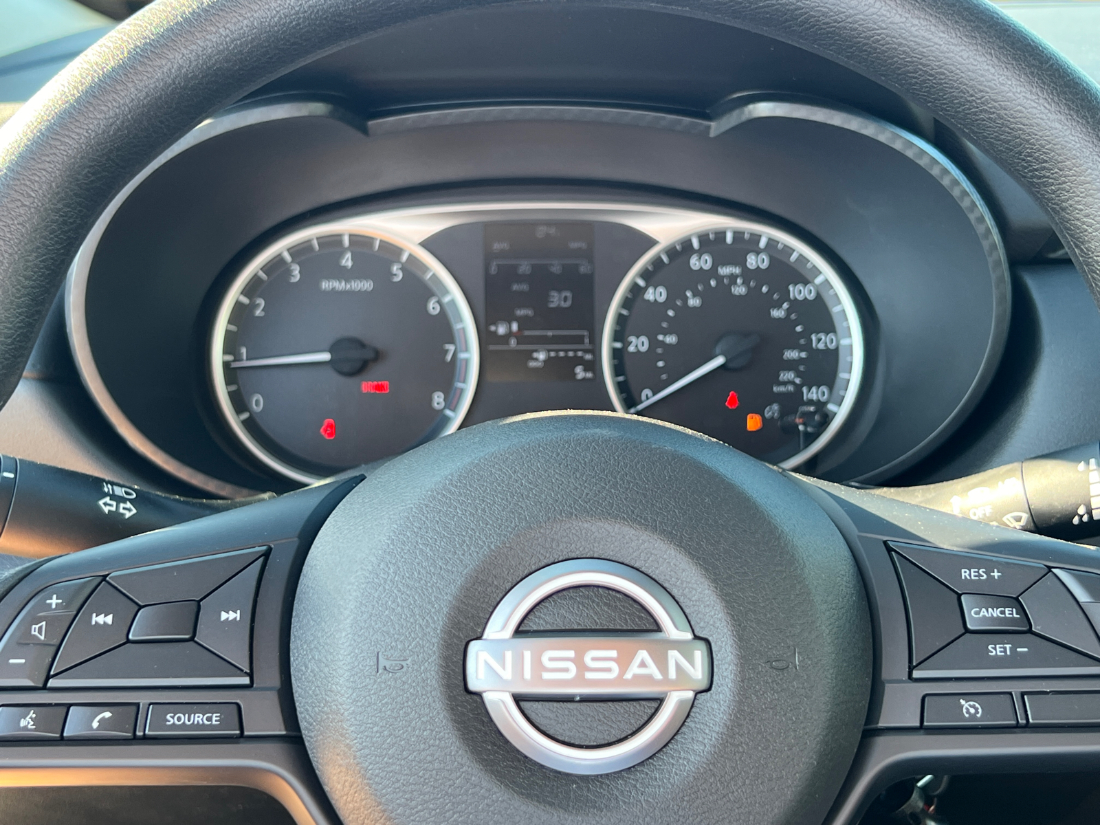 2024 Nissan Versa 1.6 S 19