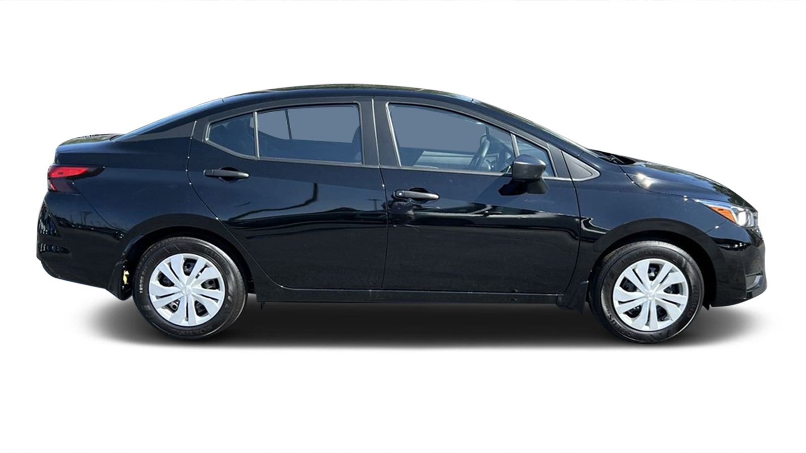 2024 Nissan Versa 1.6 S 8